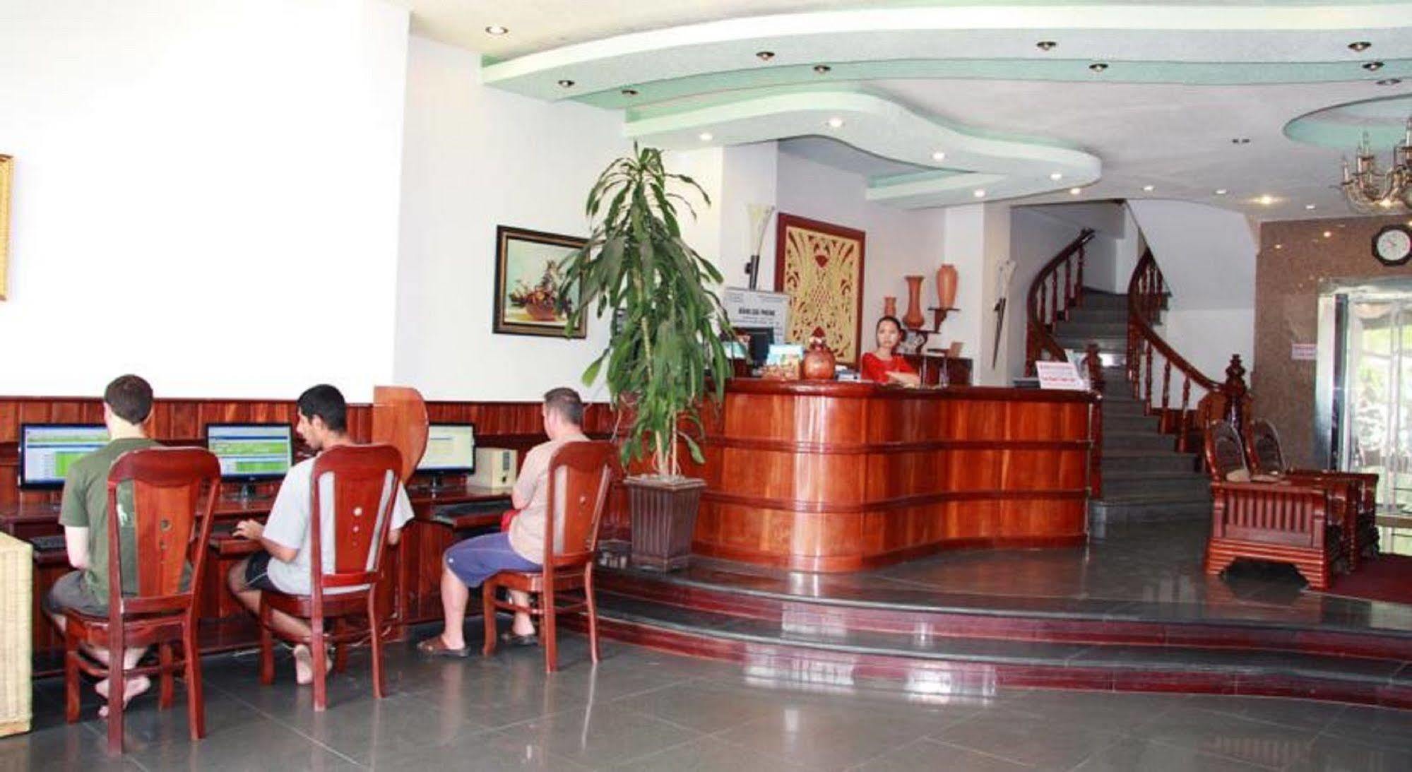La Suisse Hotel ญาจาง ภายนอก รูปภาพ